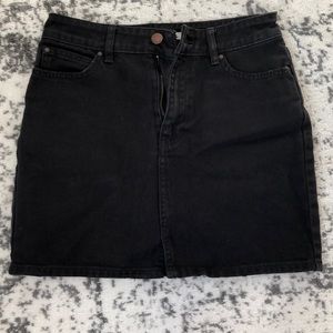 Billabong black jean skirt